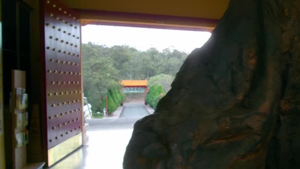 Ancient Buddhist Relics Entrance Guang Shan Chung Tian Temple Priestdale — Vídeo de Stock