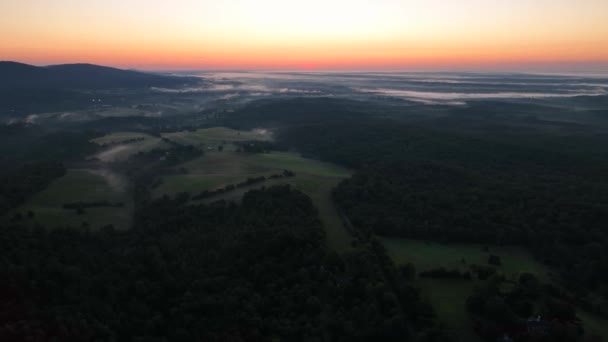 日出时分美国弗吉尼亚的蓝色阿巴拉契亚山脉 — 图库视频影像