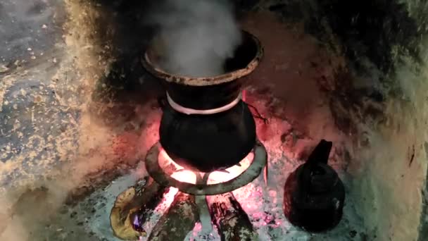 Masakan Couscous Maroko Pada Kapal Uap Couscoussier Disebut Kiskis Untuk — Stok Video