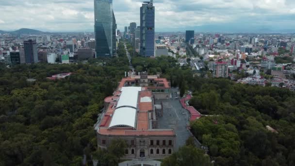 トーレ市長とBbva高層ビルの空中ショット パセオ レフォルマ メキシコ市 — ストック動画
