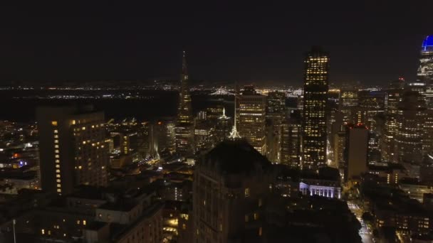 샌프란시스코 스카이 위에서 국기가 전환을 마지막에 광장으로 — 비디오