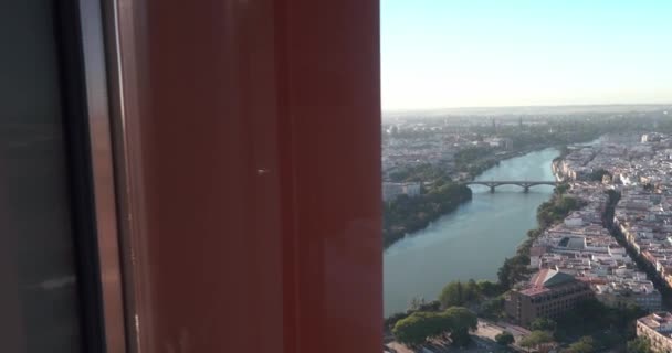 Lewej Prawej Slajdów Odsłaniając Zdjęcie Sevilla Okna Wieży Widok Lotu — Wideo stockowe