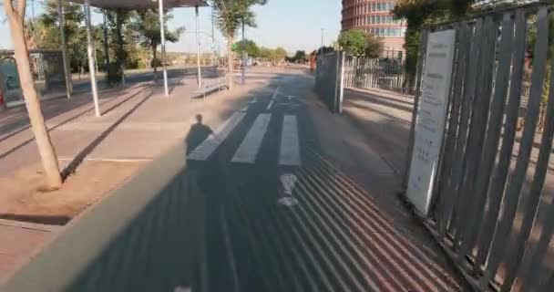 Pov Sevilla Scooter Elettrico Mobilità Mattina Presto Corsa Pendolare Parcheggio — Video Stock