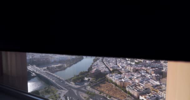 Odkrywanie Widoków Sevilla Wysokiego Punktu Widzenia Wieża Drapacz Chmur Okna — Wideo stockowe
