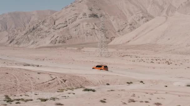 Jeep Renegade Longitude Driving Kun Lun Xia Canyon Road Aerial — Stock Video