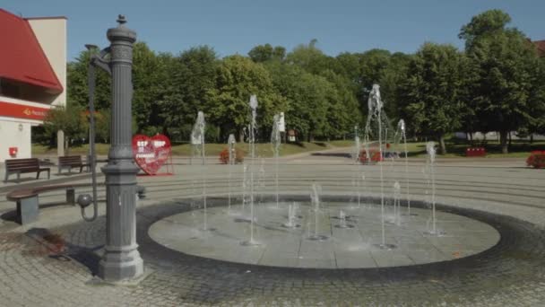 Splash Pads Town Square Frombork Polsku Široké — Stock video