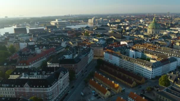 Film Aerial Shot Reveals Frederik Marmur Kościół Kopenhadze Wschód Słońca — Wideo stockowe