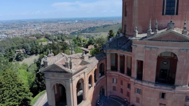 Flygfoto Santuario San Luca Avslöjar Staden Och Arkaden Bakgrunden Bologna — Stockvideo