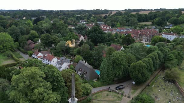 Andrews Kyrka Spira Mycket Hadam Hertfordshire England Drönare Antenn Utsikt — Stockvideo