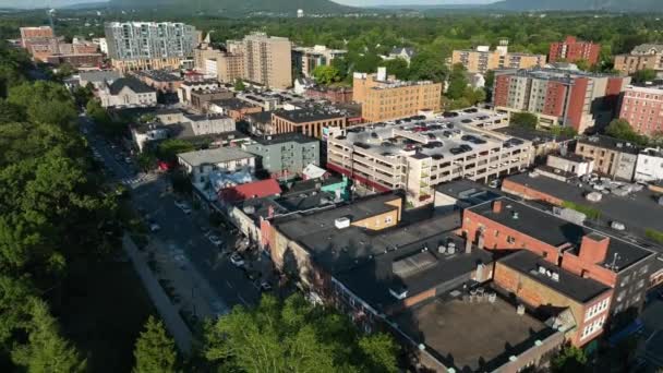 College Avenue Centrum State College Penn Studenci Korzystają Miasta Pobliżu — Wideo stockowe