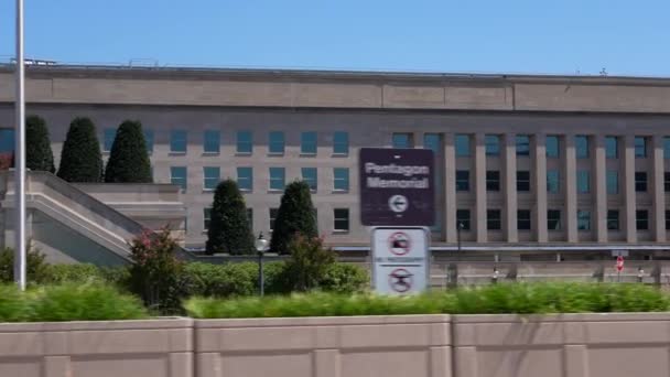 Utsidan Pentagon Building Tecken Memorial Kontor För Usa Militära Ledarskap — Stockvideo