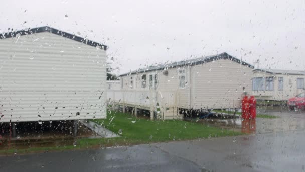 Déšť Padající Karavan Přívěs Prázdninový Tábor Mokré Dešťové Pobyty Britské — Stock video