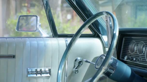 Vintage Samochód Niebieski Mercury Wnętrze — Wideo stockowe