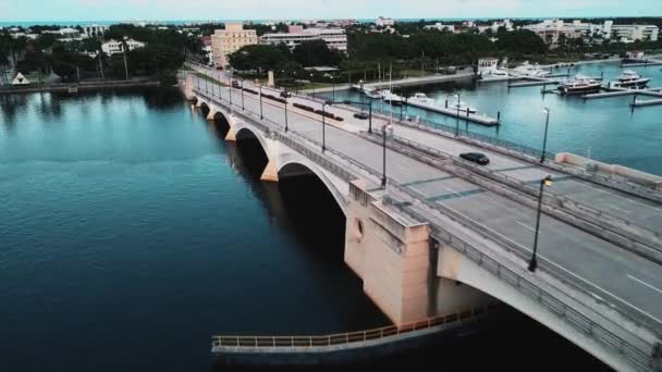 Podul Frumos Din Florida Sua Mașini Conducere Peste Pod Frumos — Videoclip de stoc