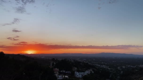 Mountain View Sun Setting Mountains Blue Sky Clouds Los Angelesben — Stock videók