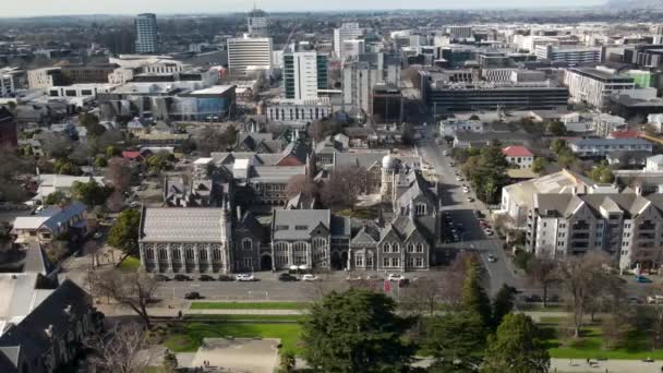 ニュージーランドの空中都市 クライストチャーチ 象徴的な都市の建物や旧市街の素晴らしい景色 — ストック動画