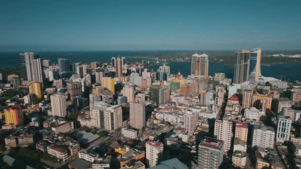 坦桑尼亚达累斯萨拉姆的空中城市景观 — 图库视频影像