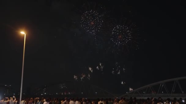 Slow Motion Vuurwerk Zien Boven Yodogawa River Zomer Festival — Stockvideo