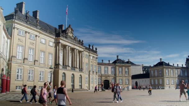 Palácio Rainha Denmarks Amalienborg Copenhague Dinamarca — Vídeo de Stock