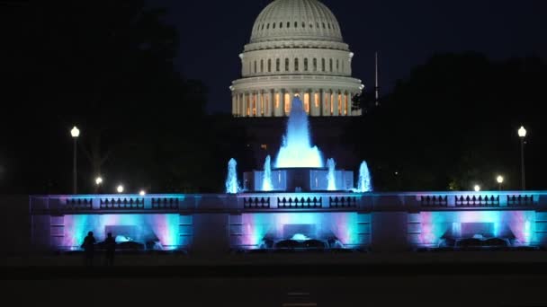 Fonteinen Nachts Het Amerikaanse Capitool Washington Congres Huis Van Afgevaardigden — Stockvideo