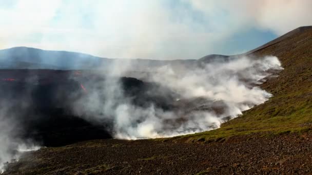 Erupce Sopky Fagradalsfjall Nebezpečným Kouřem Poloostrově Reykjanes Islandu Široký — Stock video