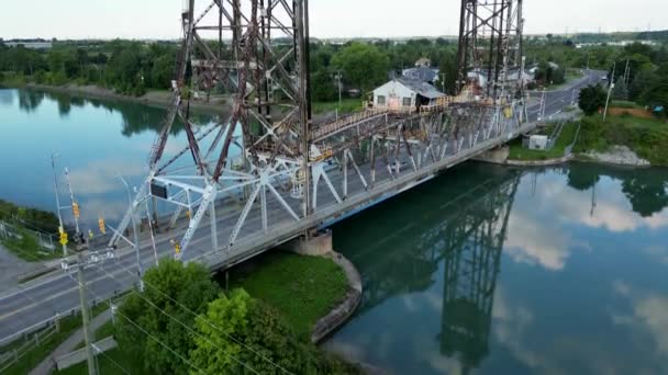 Ontario Kanada Daki Welland Kanalı Üzerinde Iconic Köprüsü — Stok video