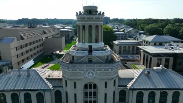 Воздушный Удар Хаммершлаг Холлу Величественное Академическое Здание Кампусе Университета Карнеги — стоковое видео