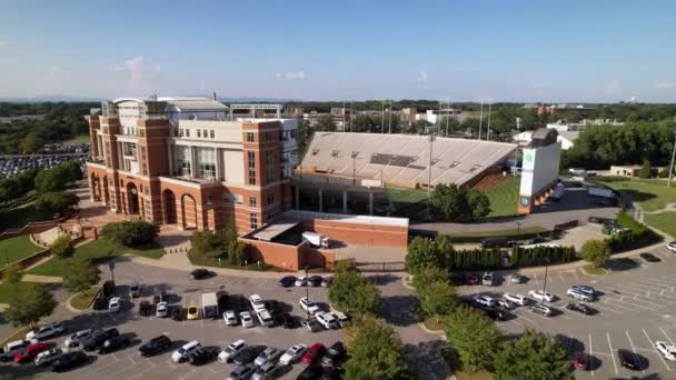 Empuje Aéreo Hacia Campo Truista Universidad Wake Forest — Vídeo de stock