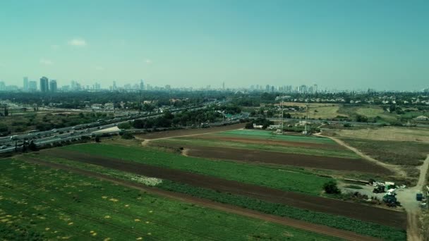 以色列特拉维夫市背景区Geha交叉口Mechlaf Messubim公路Mechlaf Messubim公路每日交通流量大的空中景观 — 图库视频影像