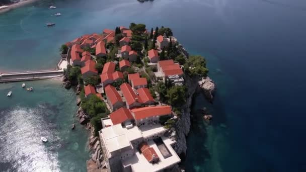 Sveti Stefan Montenegro Vista Aérea Las Pequeñas Islas Casas Piedra — Vídeo de stock