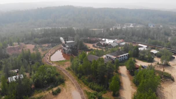 Drone Video Van Gold Dredge Fairbanks Tijdens Sunny Summer Day — Stockvideo