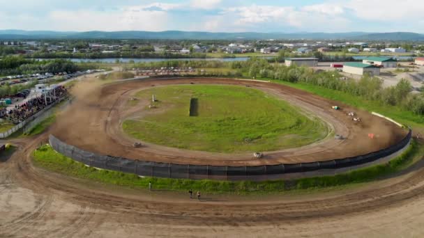 Drone Video Modified Stock Car Racing Mitchell Raceway Fairbanks Sunny — ストック動画