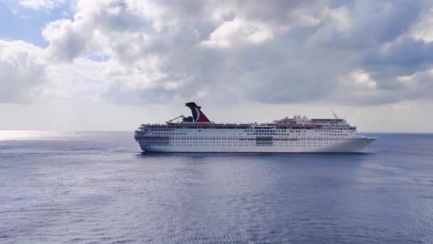 Crucero Carnaval Navegando Desde Puerto México Medio Del Mar Caribe — Vídeos de Stock