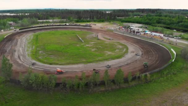 Drone Video Sprint Car Racing Mitchell Raceway Fairbanks Soliga Sommarkvällar — Stockvideo