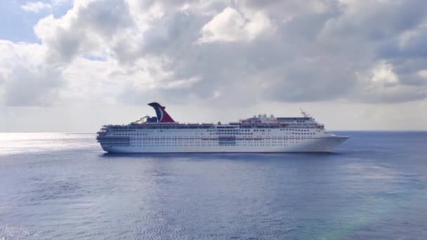 Crucero Carnaval Navegando Desde Puerto México Medio Del Mar Caribe — Vídeos de Stock