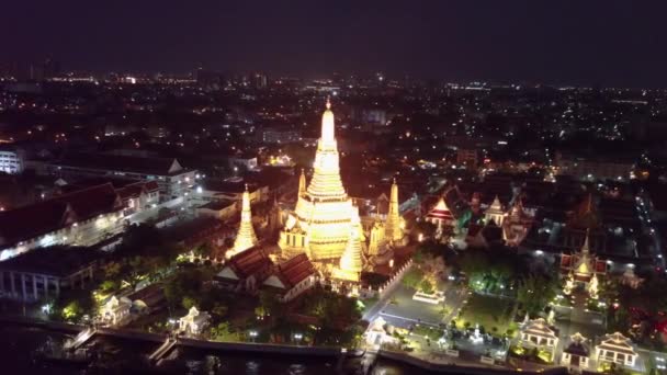 Tomas Aviones Tripulados Nocturnos Bangkok Cerca Del Templo Wat Arun — Vídeos de Stock