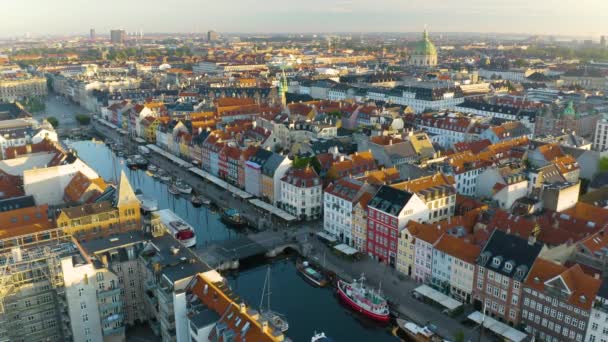Pevný Letecký Pohled Nyhavn Harbour Canal Entertainment District Kodaň Létě — Stock video