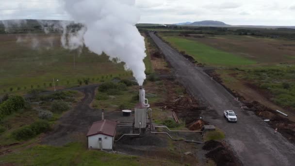 Malá Geotermální Elektrárna Islandu Autem — Stock video