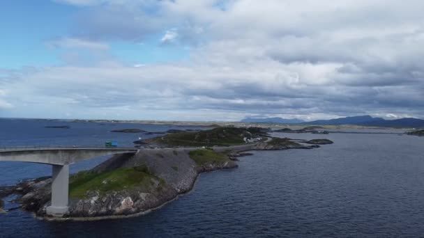 Norveç Teki Meşhur Atlantik Yolunu Gözler Önüne Seriyor — Stok video