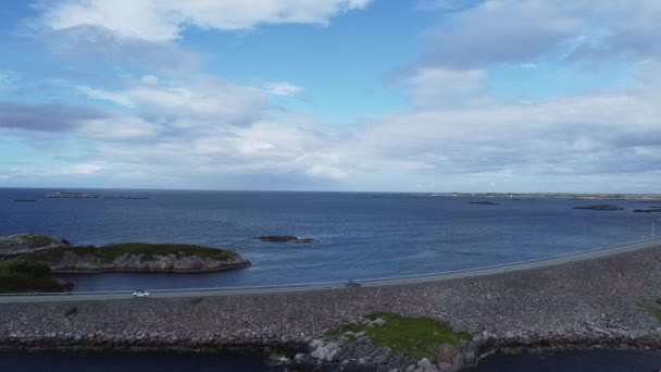 Voitures Conduisant Sur Célèbre Route Atlantique Norvège — Video