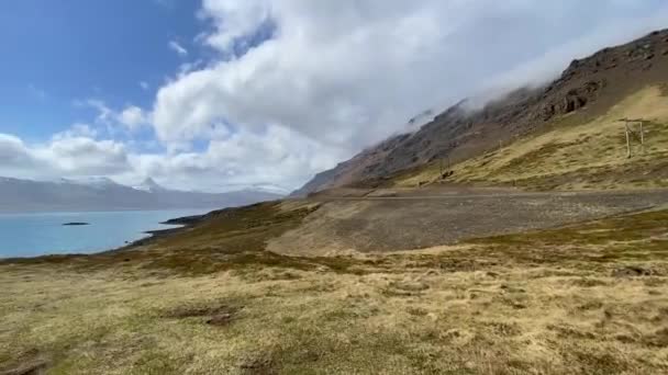 Pristine Coastline Iceland Sunny Day Panorama Inglés Playa Nevadas Cumbres — Vídeo de stock