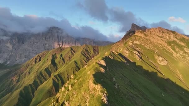 Letecké Video Východu Slunce Dolomitských Horách Ráno Byl Pořízen Krásných — Stock video