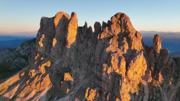 Dolomites Montanhas Pico Uma Manhã Verão Belo Nascer Sol Nas — Vídeo de Stock