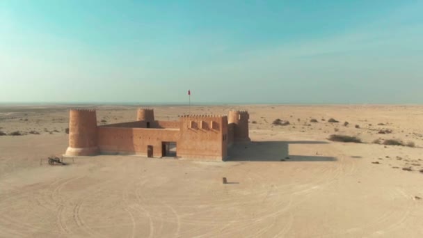 カタール砂漠のズバラ砦 ドローン撮影 — ストック動画