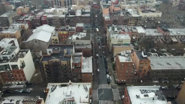Slow Motion New York City Brooklyn Deed Flyover Straten — Stockvideo