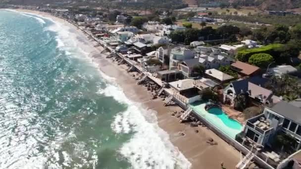 Malibú Playa Costa Mansión Lujo Propiedad Vista Aérea Volando Través — Vídeo de stock