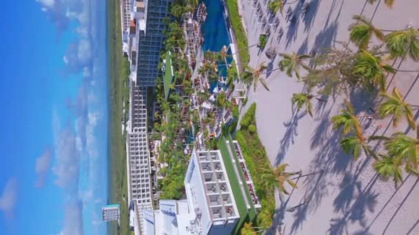 Zapierający Dech Piersiach Widok Luksusowy Beachfront Hotel Resort Lecie Wzdłuż — Wideo stockowe