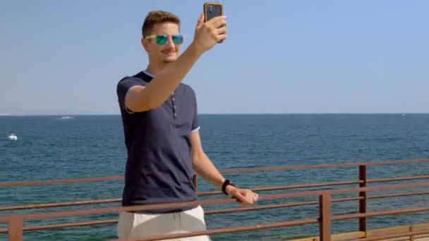 Man Taking Picture Himself Front Mediterranean Coastline Southern France — Stock Video