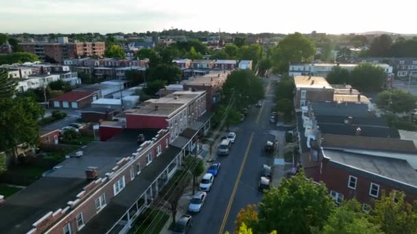 Usa Innenstadt Luftaufnahme Von Wohnhäusern Der Innenstadt Sommerzauber Stunde Licht — Stockvideo
