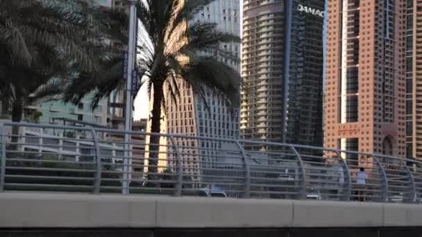 Ντουμπάι Μαρίνα Ηαε Waterfront Properties Κατοικίες Skyscrapers Upscale District Tilt — Αρχείο Βίντεο